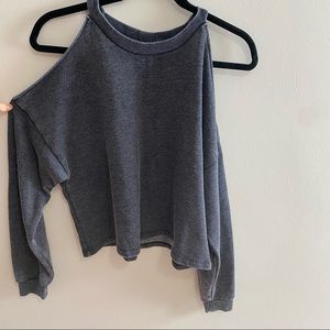 Z supply cropped cold shoulder pullover
